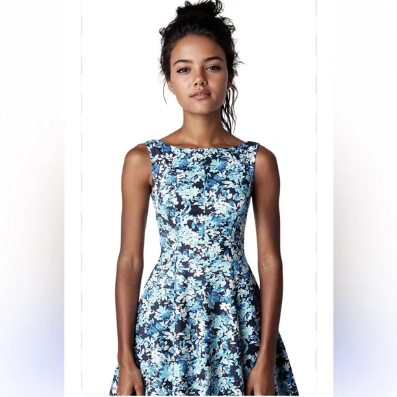 NWT, Maggy London Fit and Flare Sleeveless Summer Dress, Navy and Aqua, Sz 8 - Picture 2 of 16